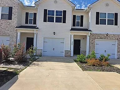 3500 Firestone Dr — exterior photo