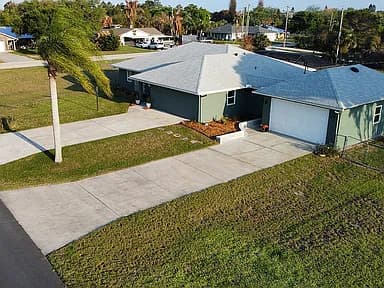 9010 Central Ave — exterior photo
