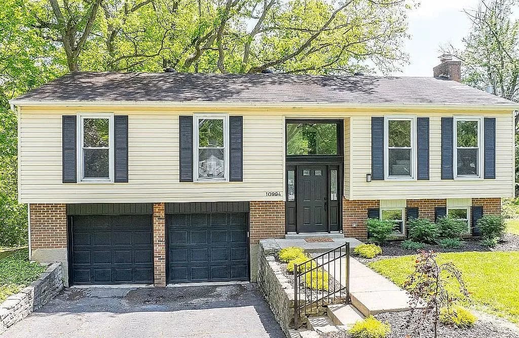 10994 Timberwood Ct — exterior photo