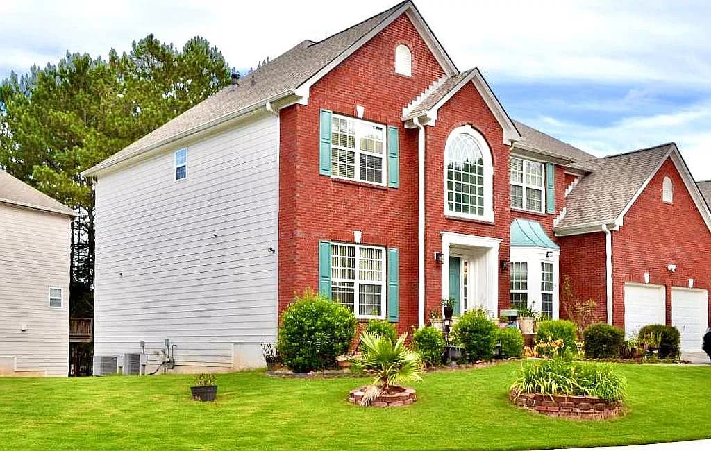 385 Simonton Crest Dr — exterior photo