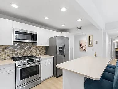 3350 NE 192nd St APT 4Q — exterior photo