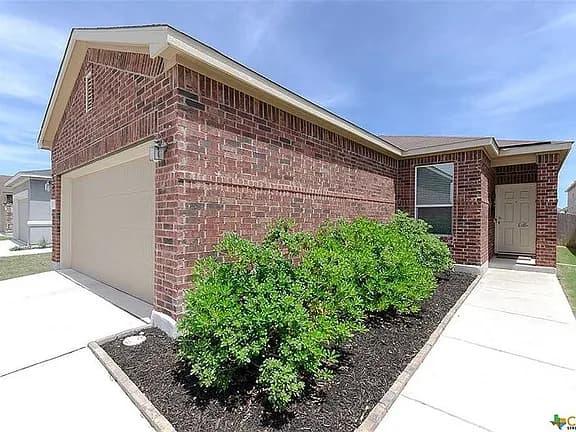 2032 Brandywine Dr — exterior photo