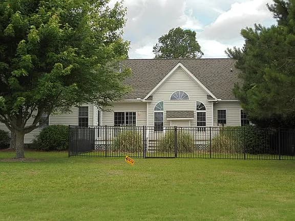 308 Bluebeech Ln — exterior photo