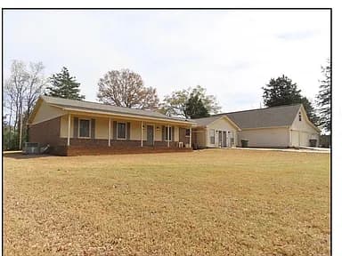 13720 County Line Rd — exterior photo